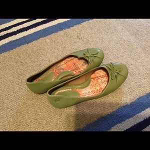 Born ☘️ Shamrock Green ☘️ Flats
